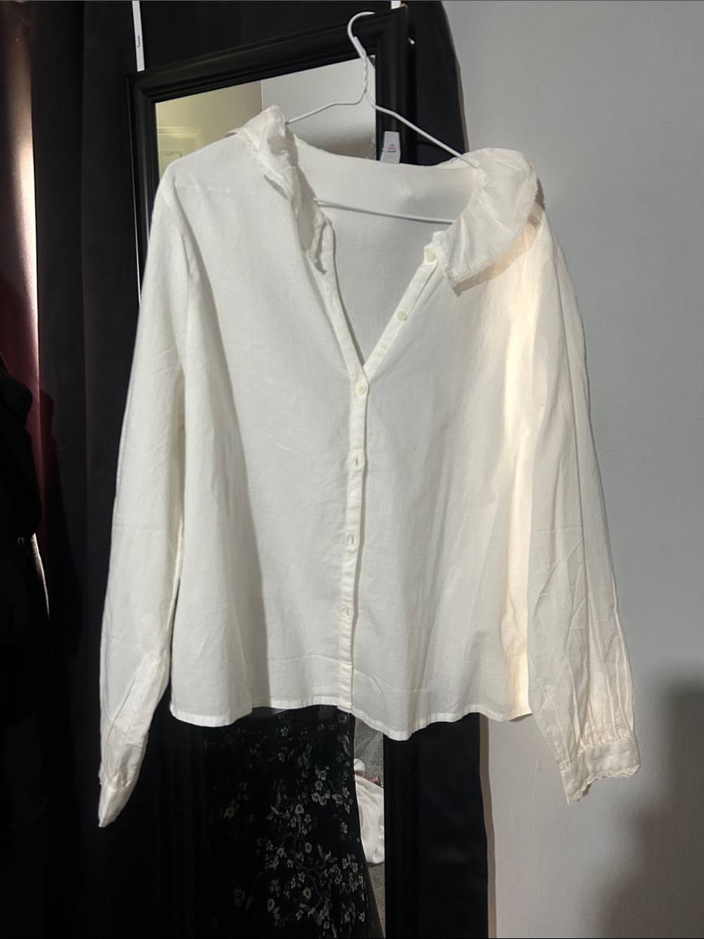 Old Navy Cream Button-Up Long Sleeve Blouse